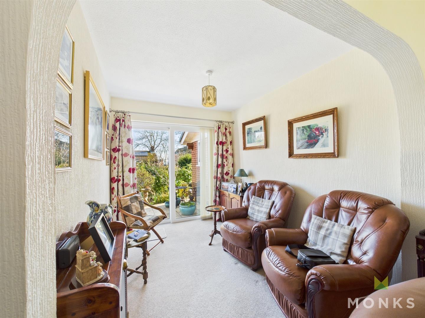 2 Breidden Close, Oswestry, SY11 1TT For Sale